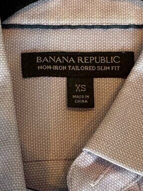 Banana Republic Slim Fit Dress Shirt - Light Purple - XS